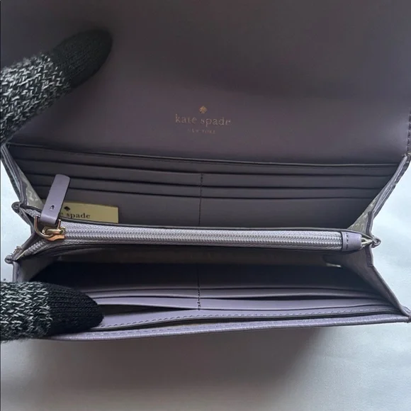 Kate Spade Leather Wallet Lilac GUC - Picture 4 of 13